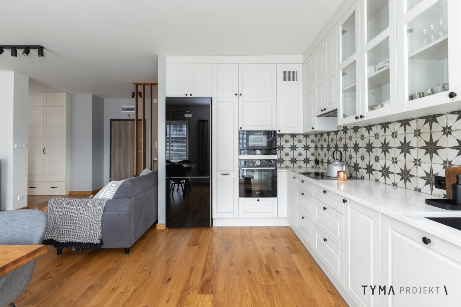 Kuchnia z litego drewna.