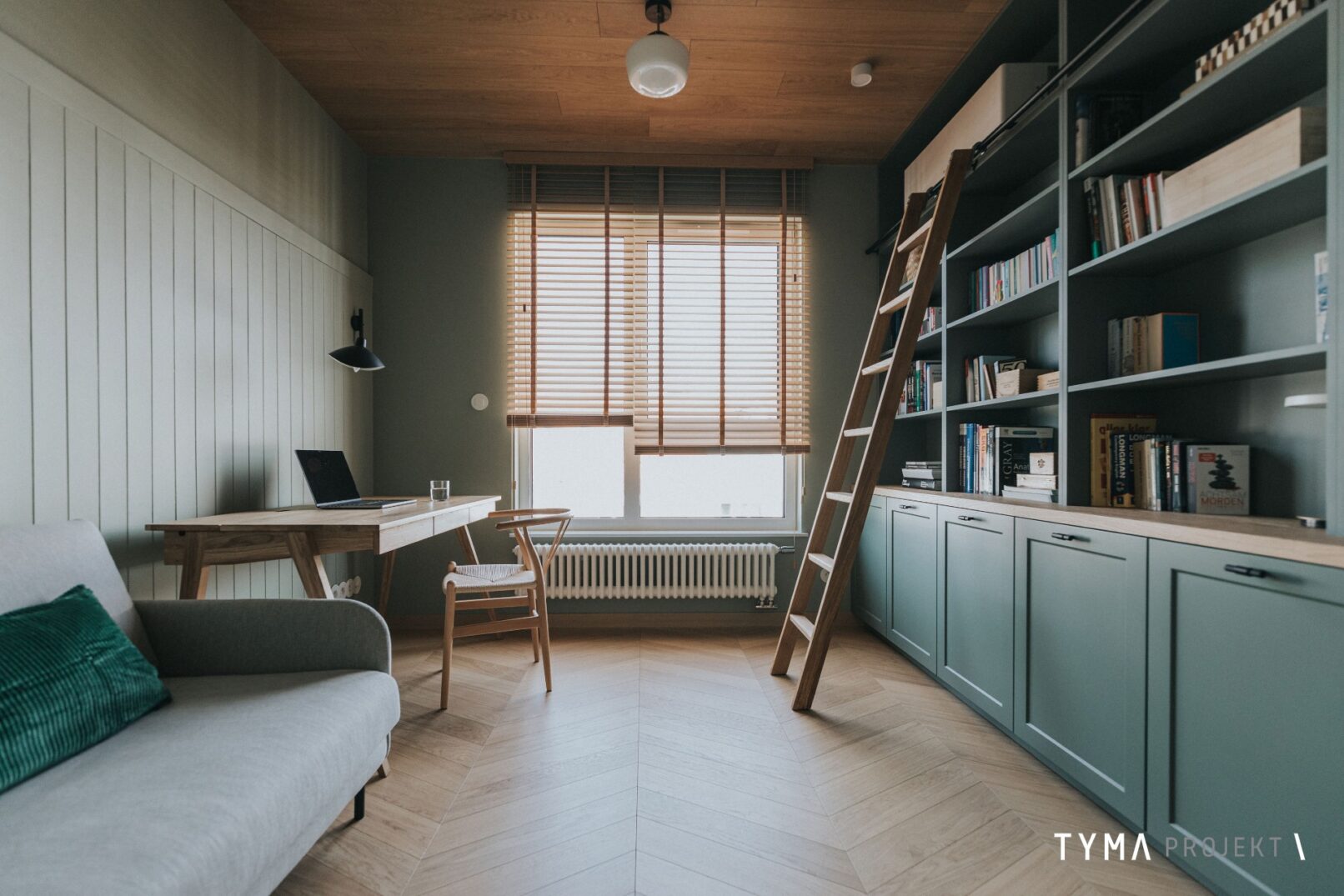 Gabinet w odcieniach zieleni