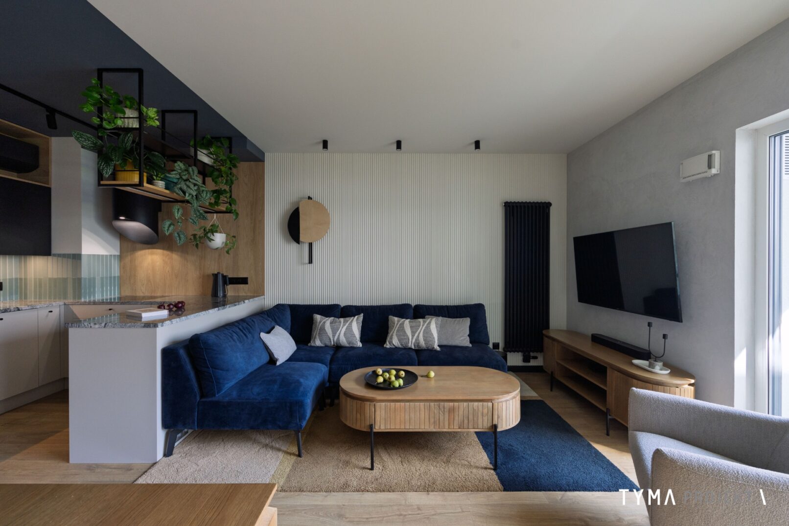 Salon. Stolik kawowy Sklum.