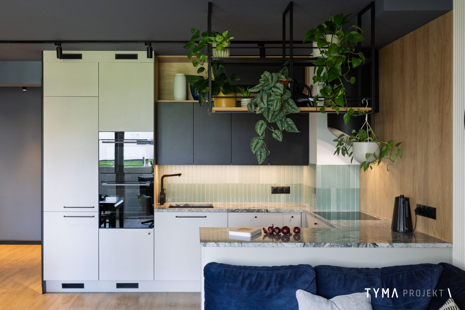 Kuchnia z frontami Egger Perfect Sense.